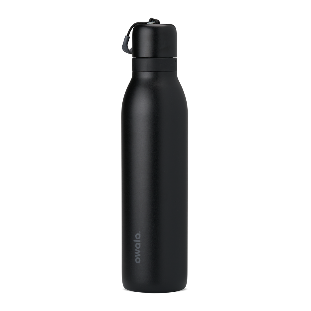 FreeSip Twist 24oz in Black (matte black body, black lid and loop), shown