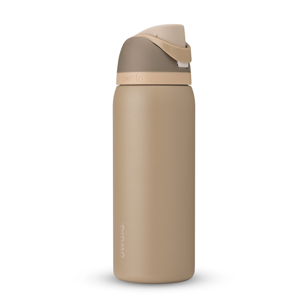 FreeSip 32oz water bottle