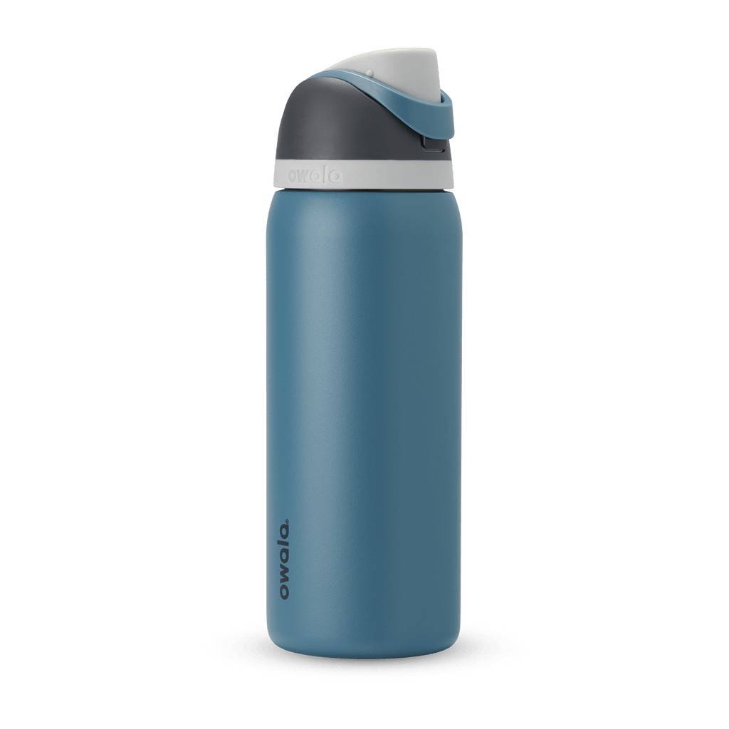 FreeSip 32oz water bottle