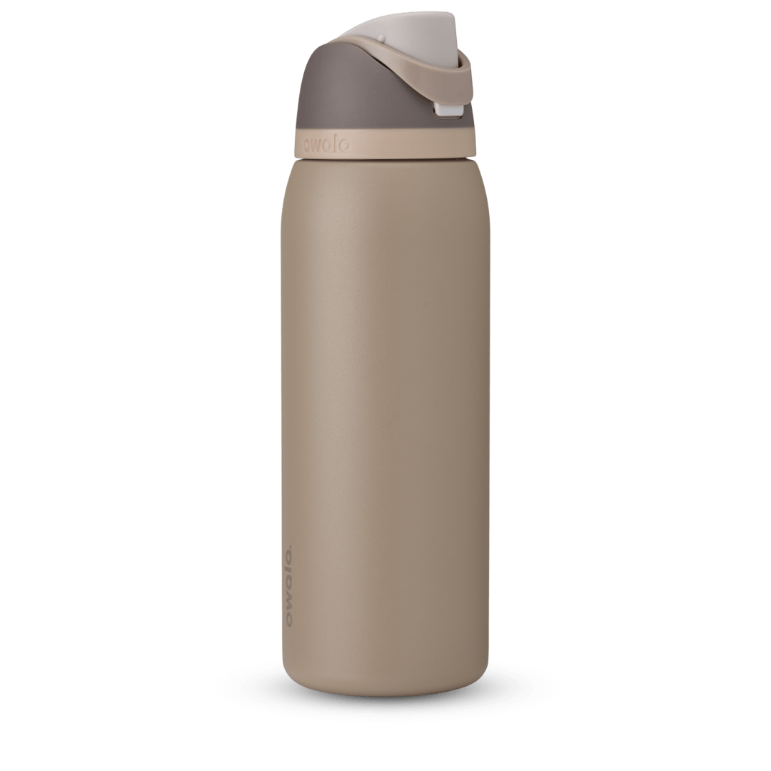FreeSip 40oz in warm greige/taupe body