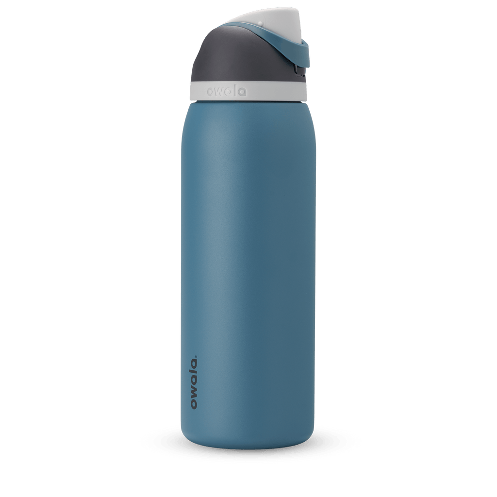 FreeSip 40oz water bottle