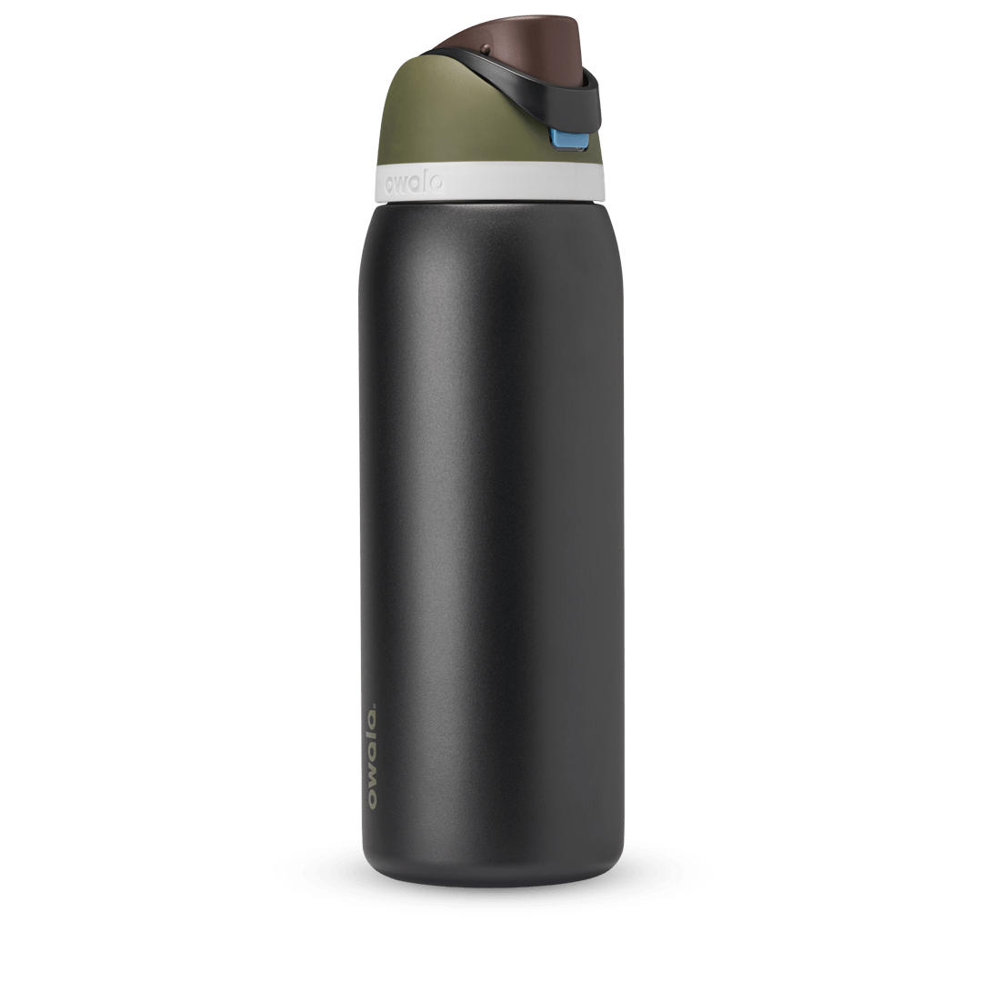 FreeSip 40oz water bottle